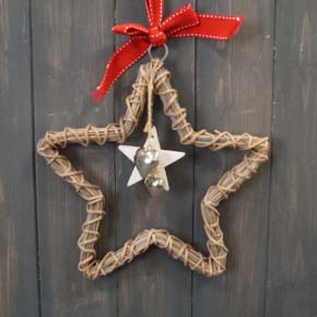 Wicker Star with Small Hearts detail page